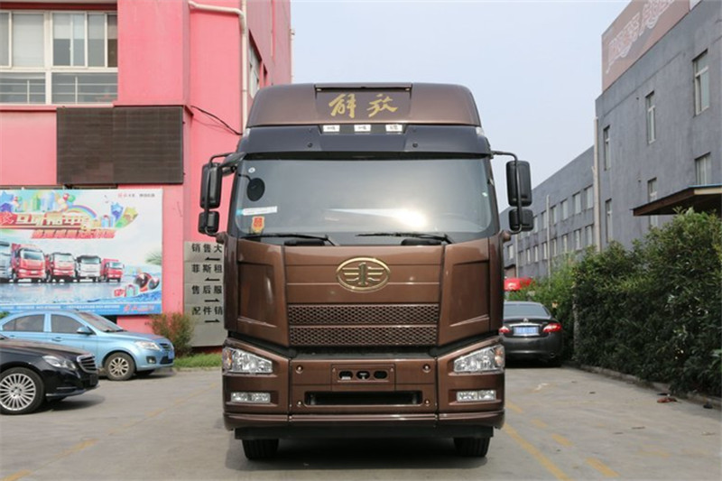 一汽解放 J6P重卡 460馬力 6X4 國四牽引車(超速檔)(CA4250P66K24T1A1E4)
