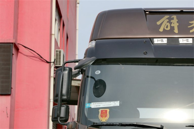 一汽解放 J6P重卡 460馬力 6X4 國四牽引車(超速檔)(CA4250P66K24T1A1E4)