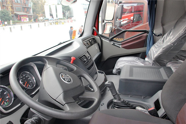 一汽解放 J6P重卡 500馬力 6X4 國四牽引車(CA4250P66K24T1A1HE4)
