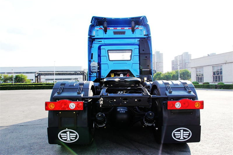 一汽解放 J6P重卡 60周年紀念版 460馬力 6X4 國五牽引車(CA4250P66K24T1A1E5)