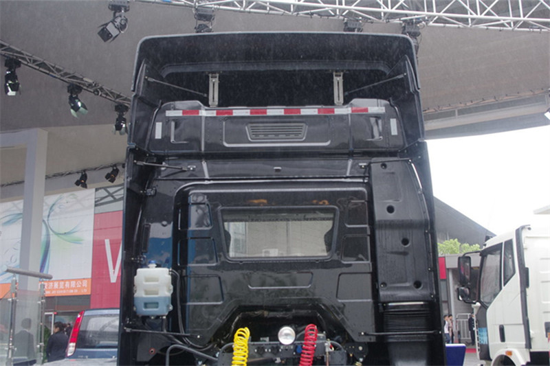 一汽解放 J6P重卡 2013款 500馬力 6X4 國四牽引車(CA4250P66K22T1A1HE4) 縮略圖	