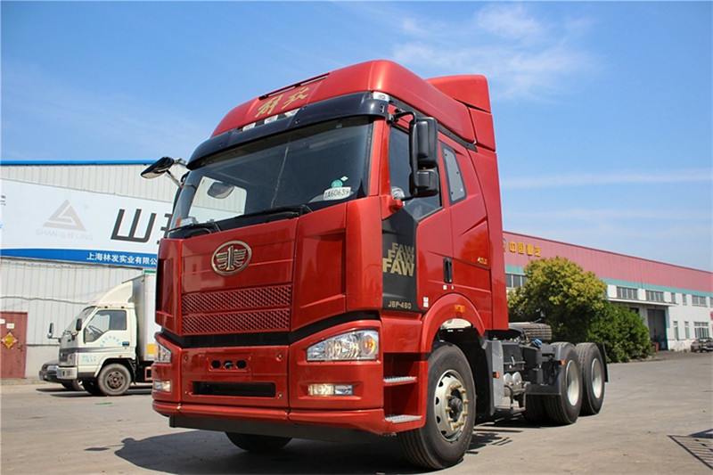 一汽解放 J6P重卡 領(lǐng)航版 460馬力 6X4 國四牽引車(AMT)(CA4250P66K24T1A1E4)