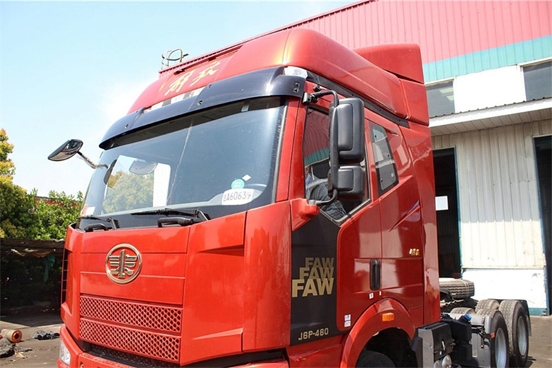 一汽解放 J6P重卡 領(lǐng)航版 460馬力 6X4 國四牽引車(AMT)(CA4250P66K24T1A1E4)