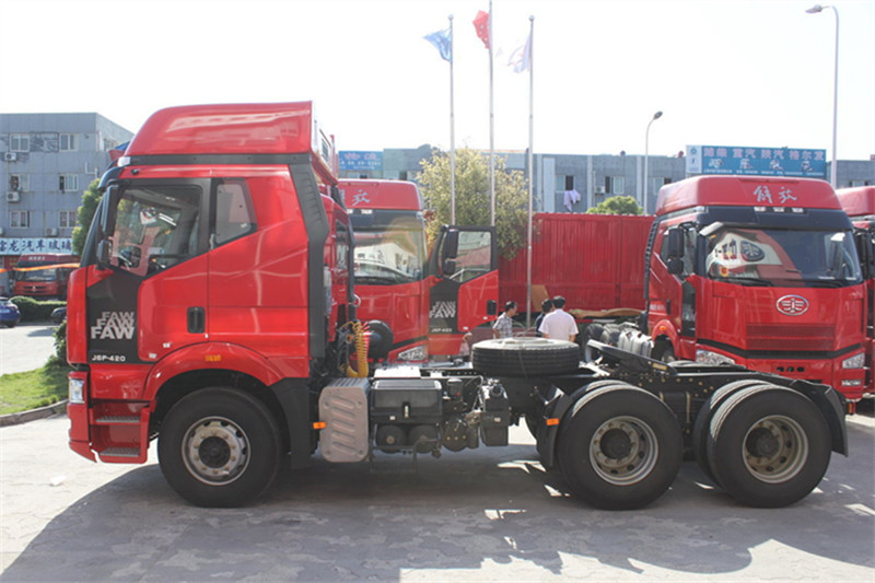一汽解放 J6P重卡 輕量化版 420馬力 6X4 國四牽引車(CA4250P66K24T1A1E4X)