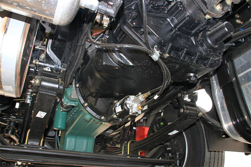 一汽解放 新J6P重卡 500馬力 6X4 國(guó)五牽引車(CA4250P66K25T1A1E5)