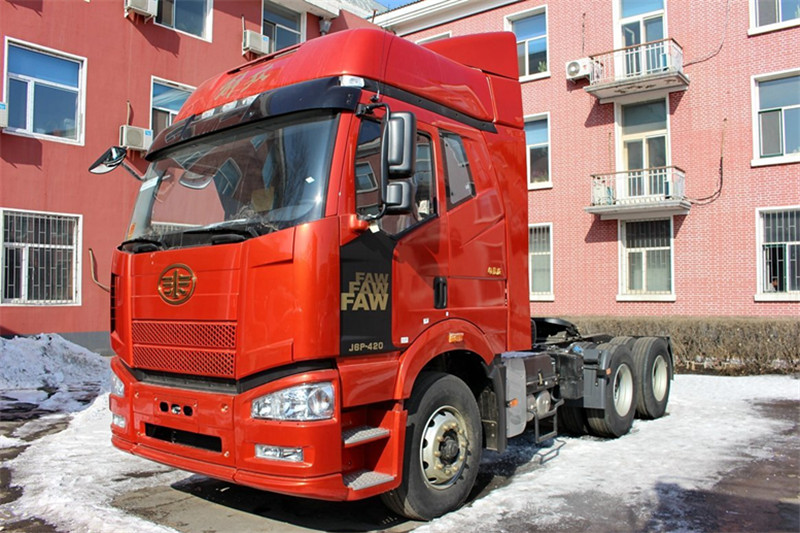 一汽解放 J6P重卡 領(lǐng)航版 420馬力 6X4牽引車(chē)(CA4250P66K24T1A1E4)