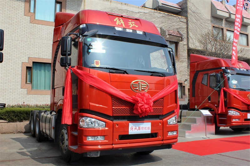 一汽解放 J6P重卡 領(lǐng)航版 460馬力 6X4 國四牽引車(CA4250P66K24T1A1E4) 