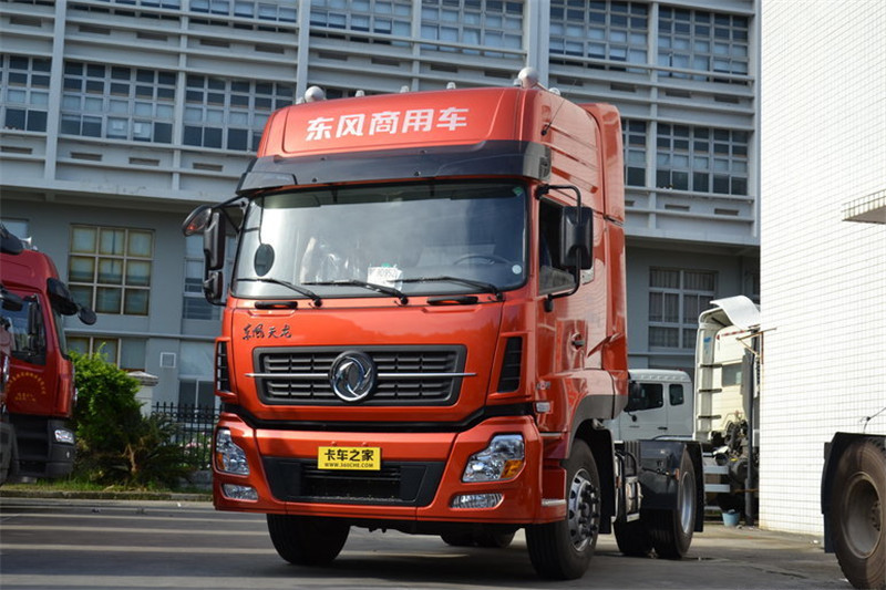 東風(fēng)商用車 新天龍準(zhǔn)重卡 270馬力 4X2 國(guó)四牽引車(DFL4160B2)