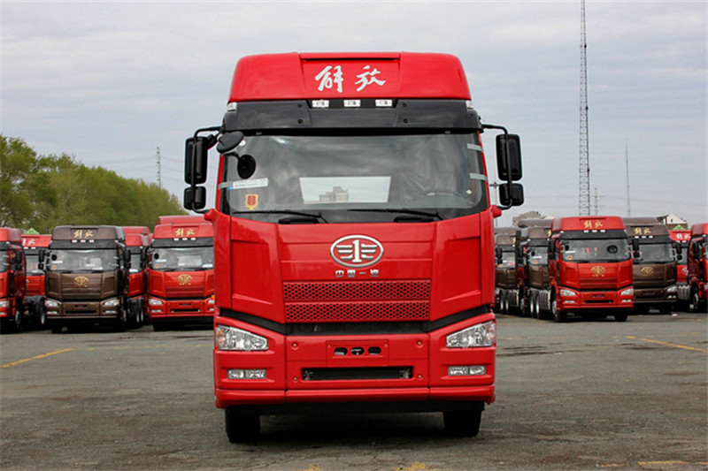 一汽解放 J6P重卡 420馬力 6X2 國五牽引車(CA4250P66K24T3A1E5)