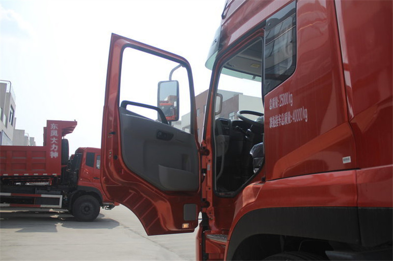 東風(fēng)商用車(chē) 天龍重卡 315馬力 4X2 國(guó)四牽引車(chē)(13T后橋)(DFL4181A6)