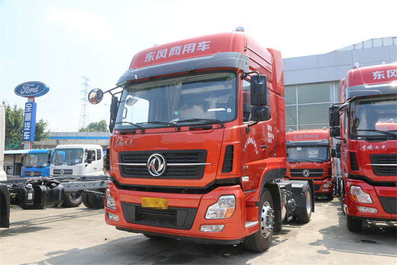 東風(fēng)商用車(chē) 新天龍重卡 420馬力 4X2 國(guó)四牽引車(chē)(DFL4181A8)東風(fēng)商用車(chē) 新天龍重卡 420馬力 4X2 國(guó)四牽引車(chē)(DFL4181A8)