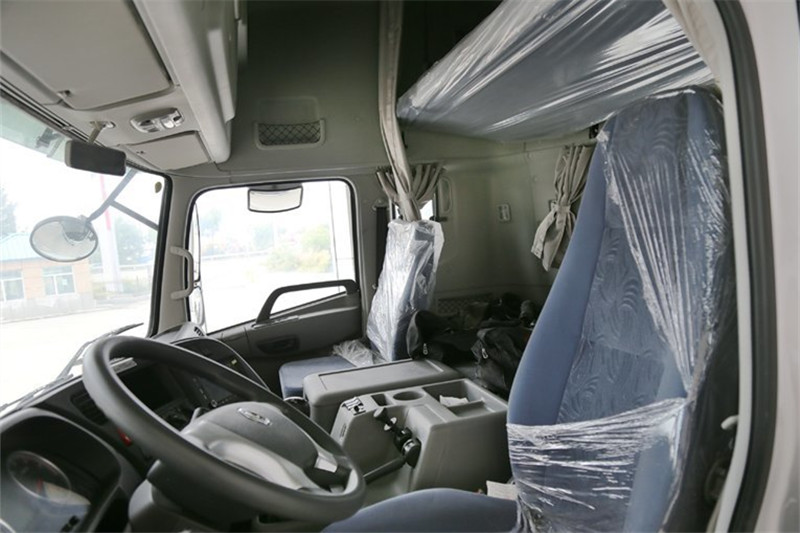 東風商用車 天龍重卡 385馬力 4X2 國四牽引車(軸距3500)(DFL4181A8)