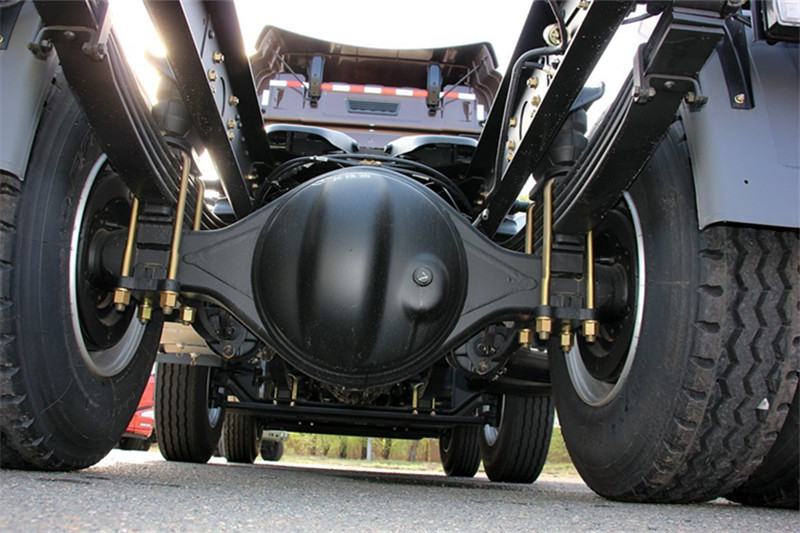 一汽解放 J6P重卡 領(lǐng)航版 420馬力 6X2 國四牽引車(CA4250P66K24T3HE4)