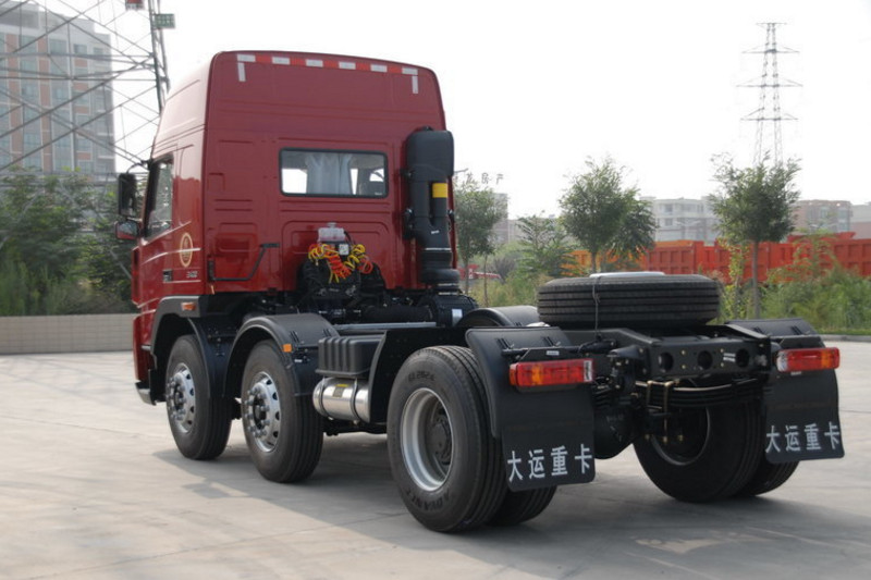 大運(yùn) N8重卡 293馬力 6X4 純電動(dòng)牽引車(CGC4250BEV1GCG2)