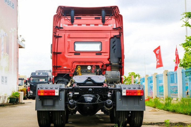 一汽解放青汽 JH6重卡 460馬力 6X4 國五牽引車(CA4250P25K2T1E5A)