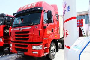 一汽解放青汽 天V重卡 400力 6X4 LNG 國(guó)五牽引車(chē)(CA4258P2K15T1NE5A80)