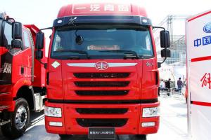 一汽解放青汽 天V重卡 400力 6X4 LNG 國(guó)五牽引車(CA4258P2K15T1NE5A80)