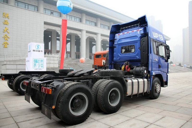 陜汽重卡 德龍X3000 超強版 550馬力 6X4 國五牽引車(SX42584Y324)