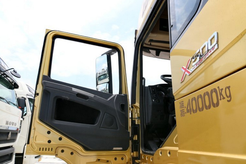 陜汽重卡 德龍X3000 500馬力 6X4 國(guó)五牽引車(SX4250XC4Q2)
