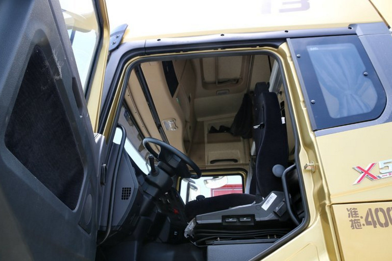 陜汽重卡 德龍X3000 500馬力 6X4 國(guó)五牽引車(SX4250XC4Q2)