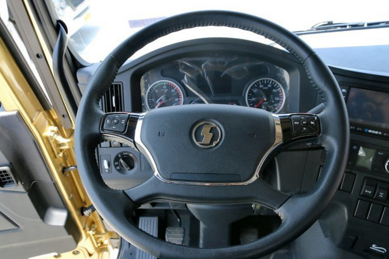 陜汽重卡 德龍X3000 500馬力 6X4 國(guó)五牽引車(SX4250XC4Q2)