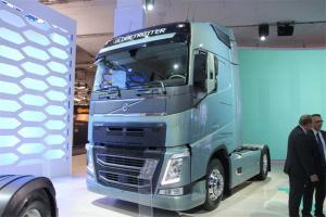 沃爾沃 新FH重卡 500馬力 4X2 國(guó)五牽引車(chē)