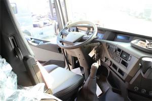 沃爾沃 新FH重卡 540馬力 6X4 國(guó)四牽引車(chē)(大件車(chē))