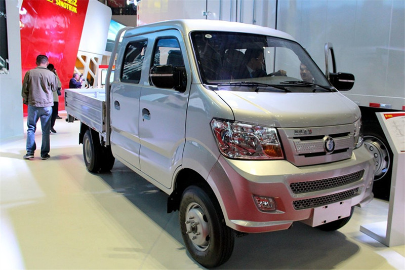 重汽王牌 W1系 61馬力 2.5米 國(guó)四雙排載貨微卡(CDW1030S3M4)