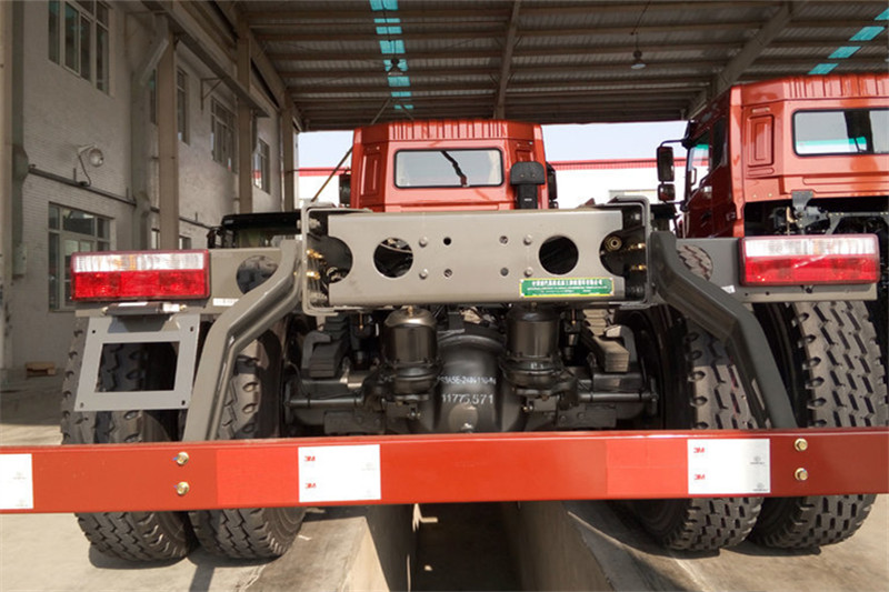 重汽王牌 W5B-M重卡 270馬力 8X4 6.8米 國(guó)四自卸車(chē)(CDW3310A1S4)
