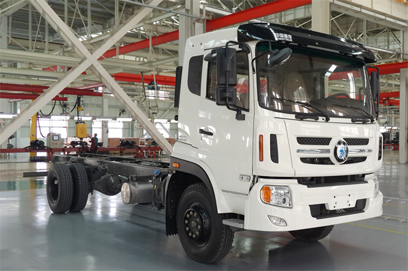 重汽王牌 W5D-M中卡 180馬力 4X2 6.8米 國(guó)四倉(cāng)柵式載貨車(chē)(CDW5161CCYA1N4L)