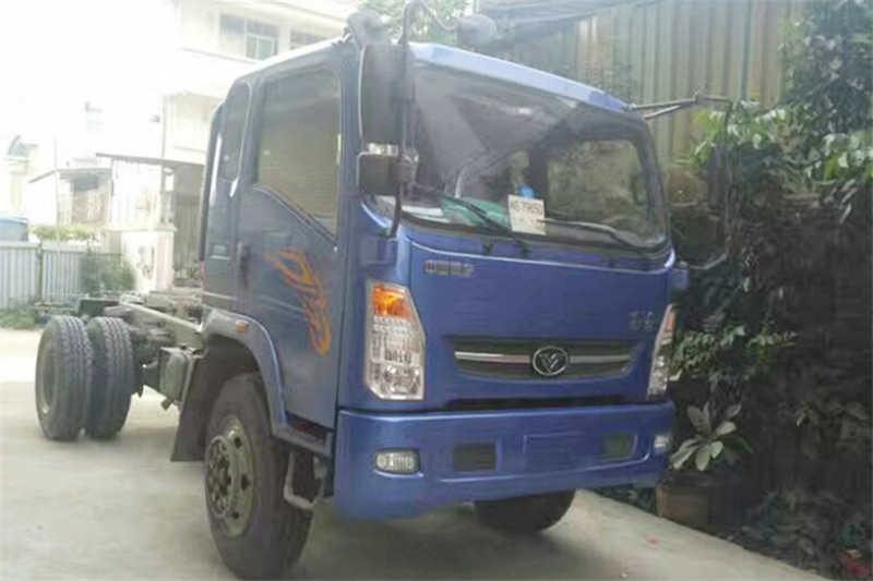 中國(guó)重汽 豪曼 160馬力 4X2 4.5米 國(guó)四自卸車底盤(ZZ3068F17DB0)