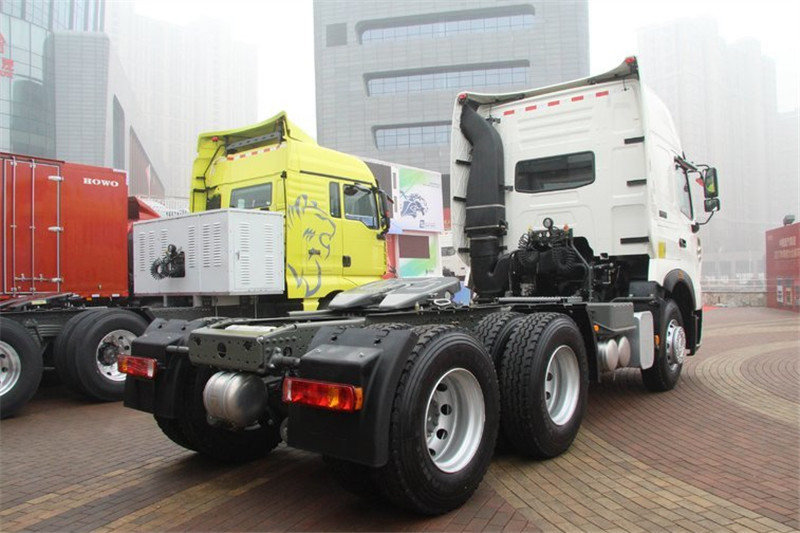 中國重汽 HOWO T6G重卡 380馬力 6X4 國五牽引車(ZZ4257N324WE1)