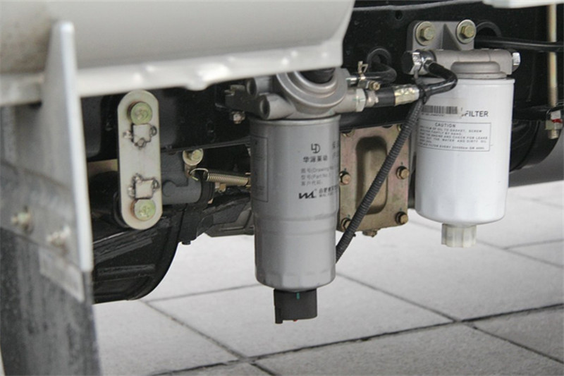 唐駿歐鈴 賽菱A6 1.8L 68馬力 柴油 3.2米 國四單排欄板微卡(ZB1020ADC0F)