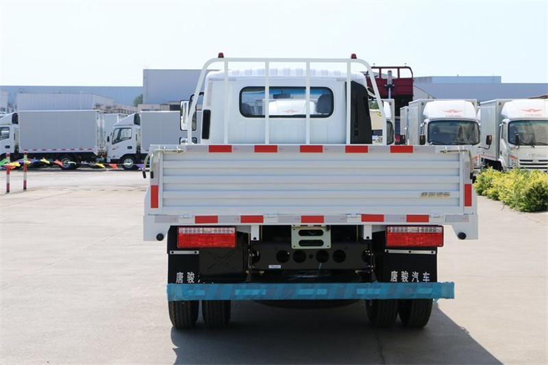 唐駿歐鈴 K3系列 117馬力 3.9米 4X2 國(guó)五排半欄板輕卡(ZB1040JPD6V) 