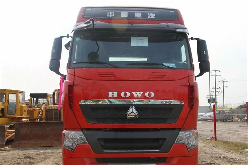 中國重汽 HOWO T7H重卡 320馬力 4X2 國四危險(xiǎn)品牽引車(ZZ4187V361HD1W)(高頂)