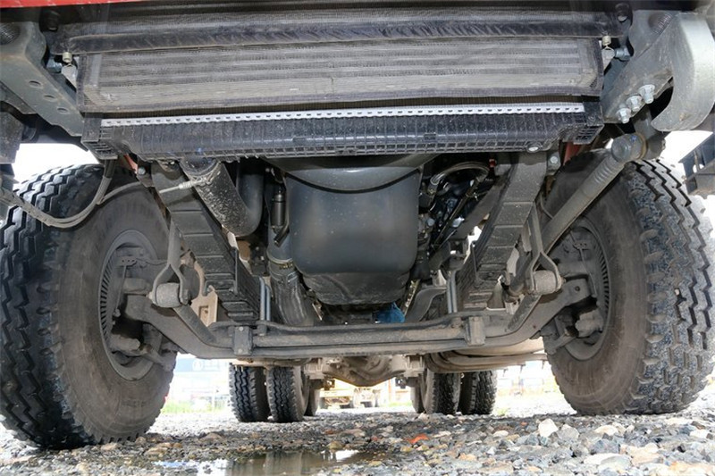 中國重汽 HOWO T7H重卡 400馬力 4X2 國四牽引車(ZZ4187V361HD1B)