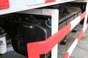 陜汽商用車 軒德x6 210馬力 4X2 8.6米 國(guó)四 冷藏車(SX5254XLCGP4)