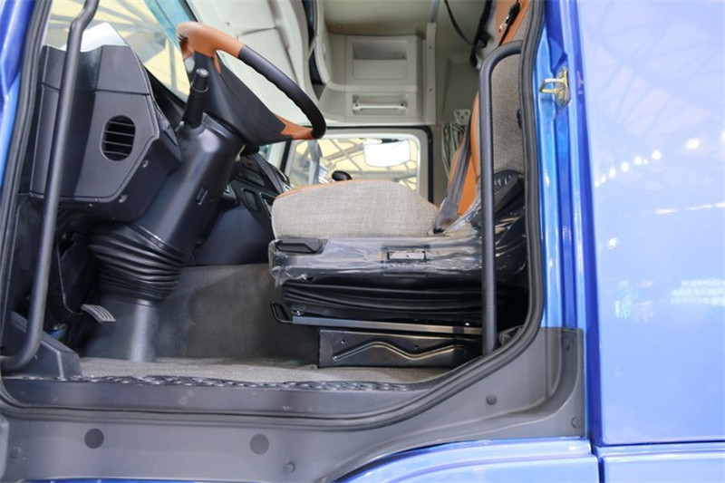 福田 歐曼EST 6系重卡 510馬力 國(guó)五6X4牽引車(chē)(BJ4259SNFKB-AA)