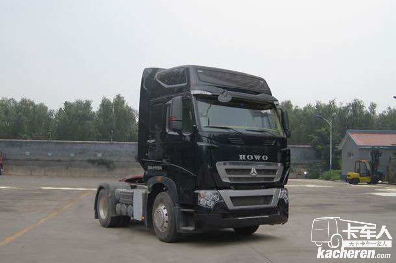 中國(guó)重汽 HOWO T7H重卡 440馬力 4X2 國(guó)四牽引車(chē)(高頂)(ZZ4187V361HD1B)
