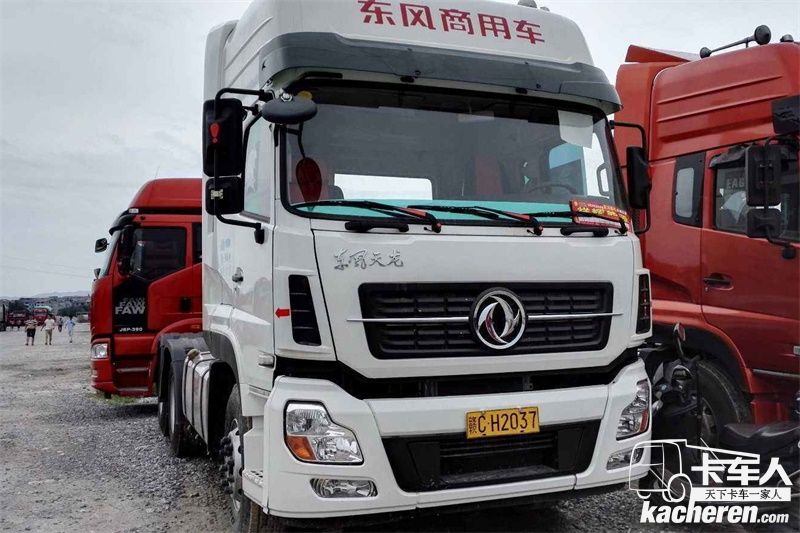 東風(fēng)商用車(chē) 新天龍重卡 420馬力 4X2 國(guó)四牽引車(chē)(DFL4181A8)