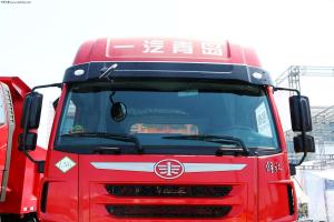 一汽解放青汽 天V重卡 400力 6X4 LNG 國(guó)五牽引車(CA4258P2K15T1NE5A80)