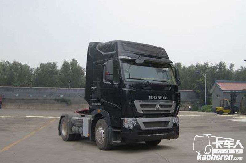 中國(guó)重汽 HOWO T7H重卡 400馬力 4X2 國(guó)四牽引車(高頂)(ZZ4187V361HD1B)
