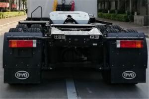 比亞迪 Q3 26T 6X4 純電動(dòng)牽引車(BYD4260DDDBEV)
