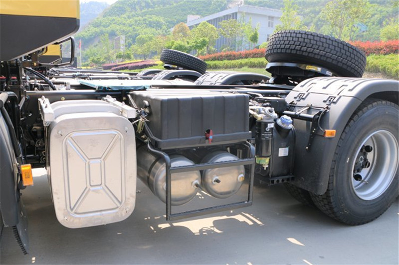 東風(fēng)商用車 天龍重卡 啟航版 480馬力 6X4 國(guó)五牽引車(DFH4250A9)