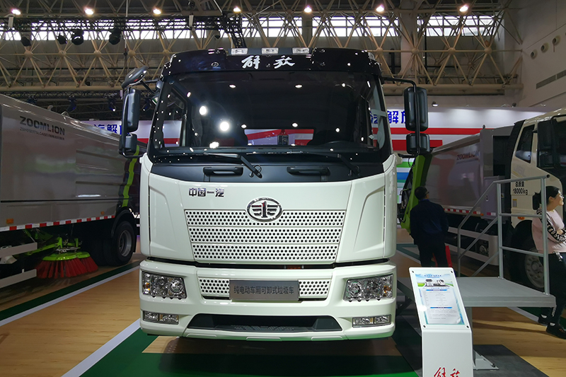 一汽解放 J6L 4×2 160kW 純電動(dòng)車(chē)廂可卸式垃圾車(chē)（ZBH5180ZXXCABEV）
