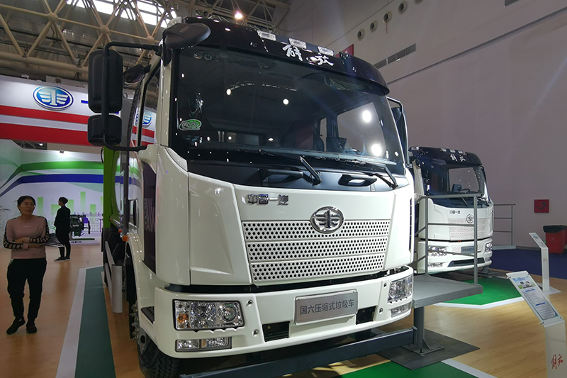 一汽解放 J6L 4×2 160kW 純電動(dòng)車(chē)廂可卸式垃圾車(chē)（ZBH5180ZXXCABEV）