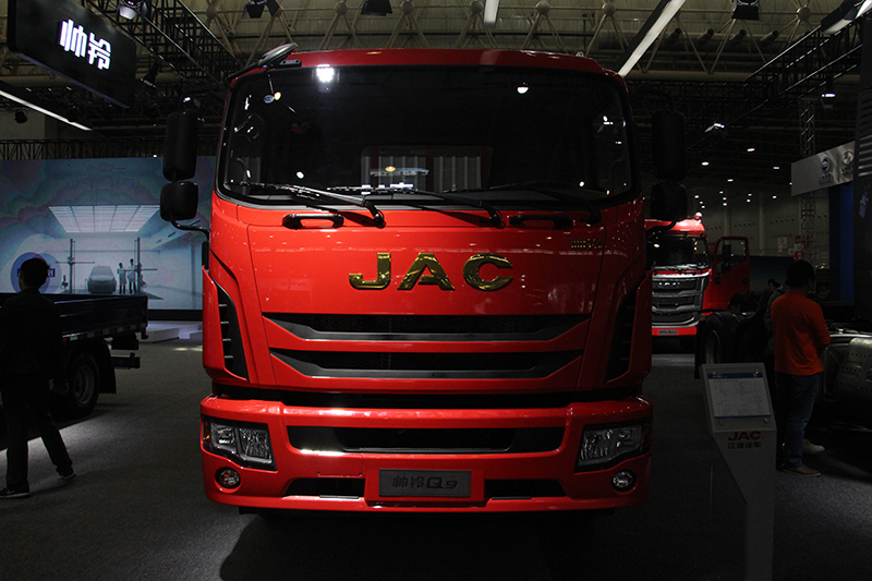 江淮 帥鈴Q9 195馬力 4×2 國(guó)六 平板載貨車(chē)
