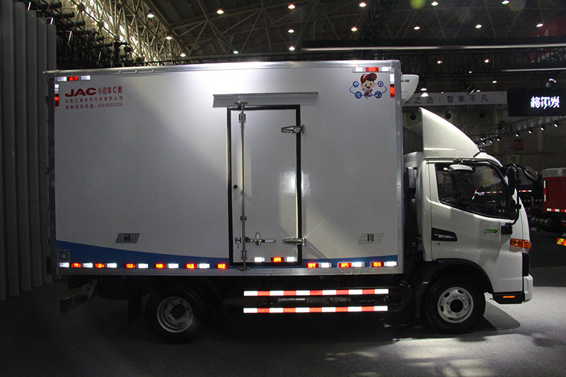 江淮 駿鈴V6 159馬力 4×2 國六 廂式載貨車