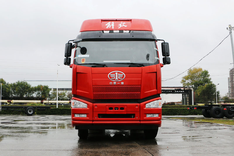 一汽解放 J6P重卡 新北方版 420馬力 6X4 國(guó)五牽引車(chē)(CA4250P66K24T1A1E5)