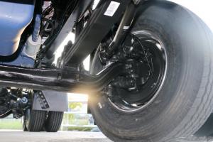 一汽解放青汽 天V重卡 400馬力 6X4 國(guó)五LNG牽引車(3.7速比)(CA4258P2K15T1NE5A80)